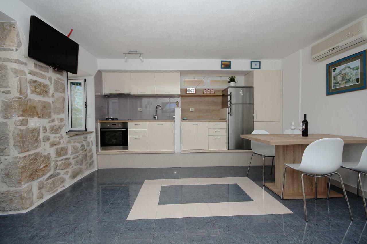 Apartmani Dalmacija Brela Eksteriør billede