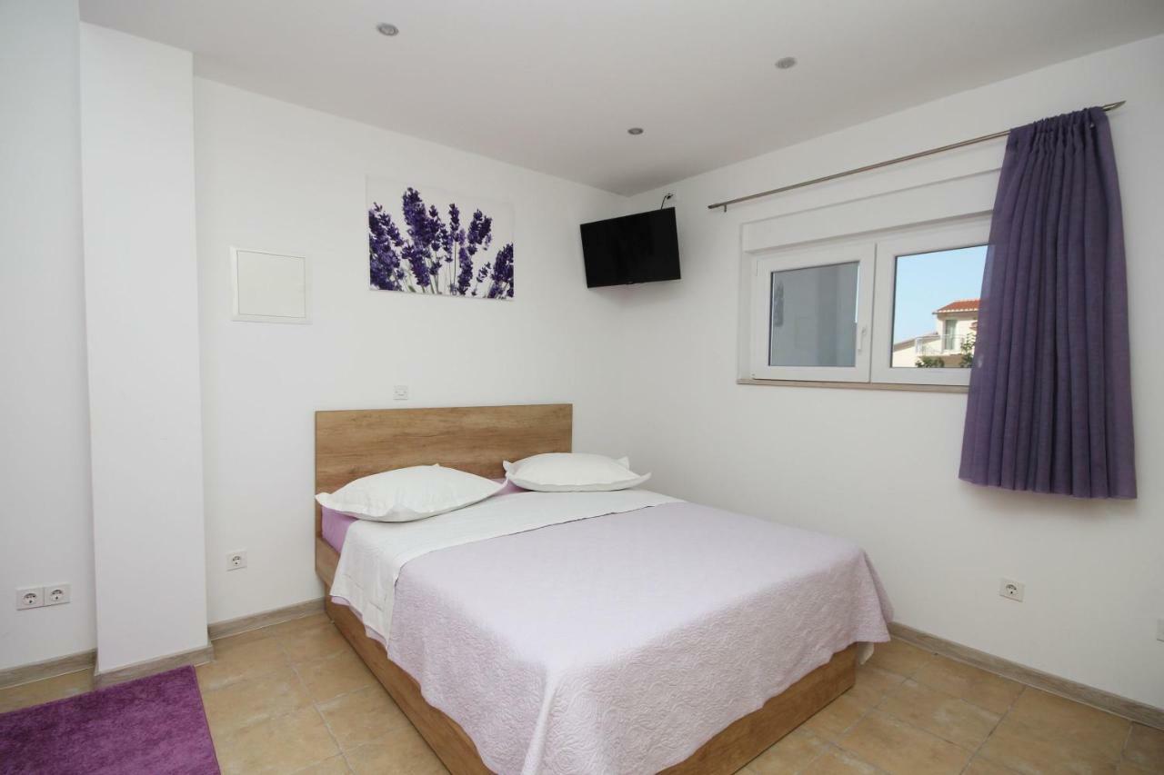 Apartmani Dalmacija Brela Eksteriør billede