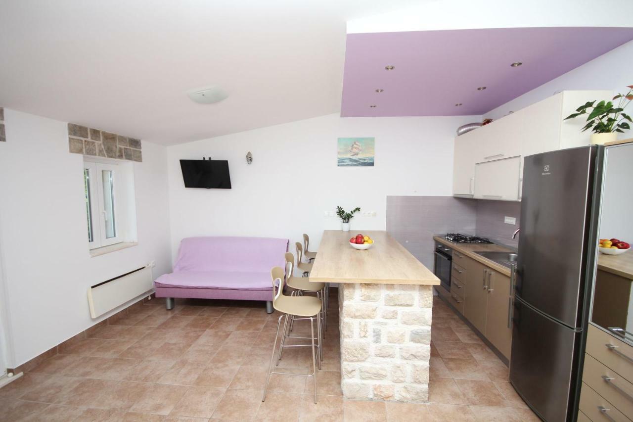 Apartmani Dalmacija Brela Eksteriør billede